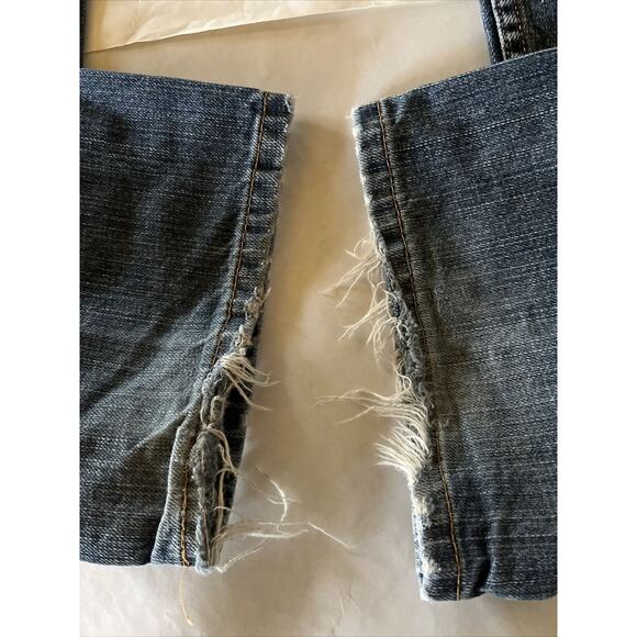 Levi’s 505 Jeans Men's 34x32 Medium Wash Denim Cotton Blue Outdoor Travel - Picture 8 of 13